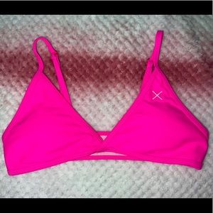 Hot pink fitted boutinela top